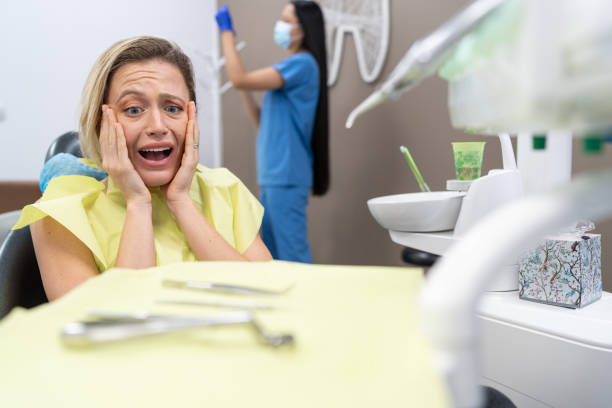 Best Tooth Infection Emergency Dentist  in Hesperia, CA